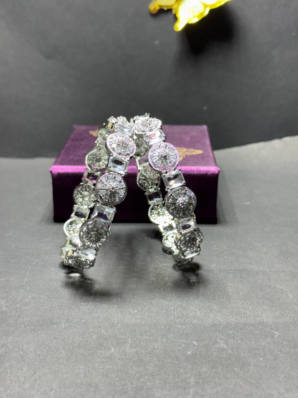 Vintage-Inspired Art Deco Rhodium-Plated Bangle – Alternating Cushion & Halo Medallion Statement Bracelet - Image 5